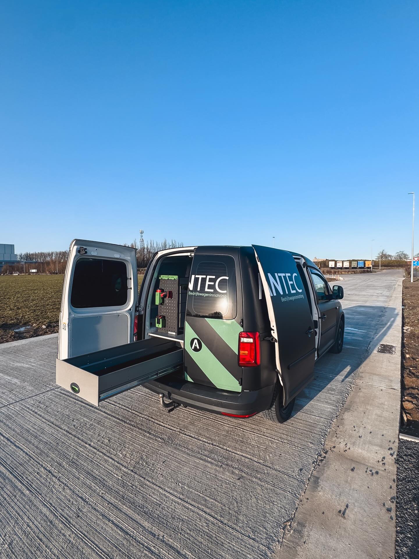 De perfecte servicewagen? Die bouwen wij.

✔ System Edström inrichting 
✔ Slimme modulaire opbo